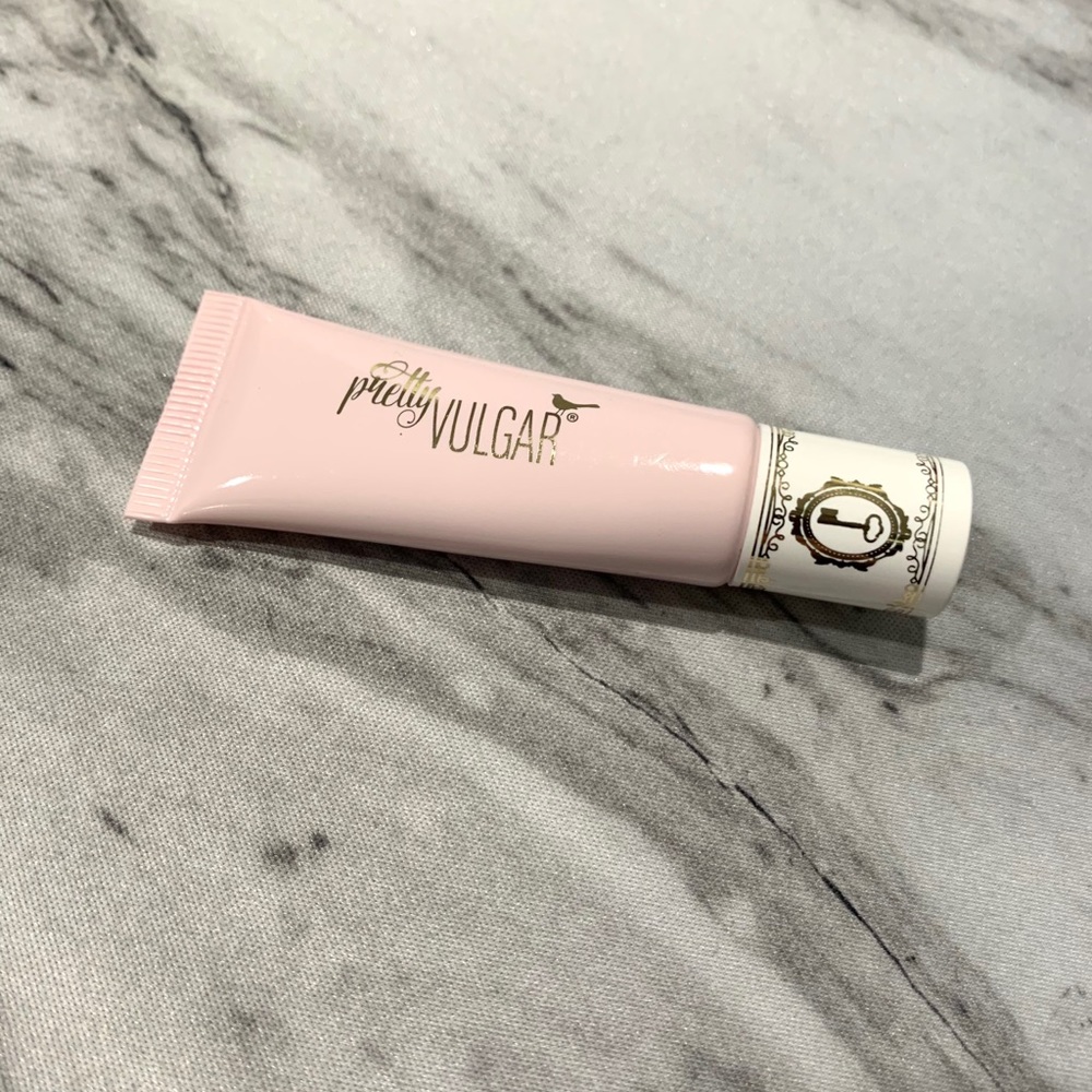 ✨ PRETTY VULGAR Eyeshadow Primer